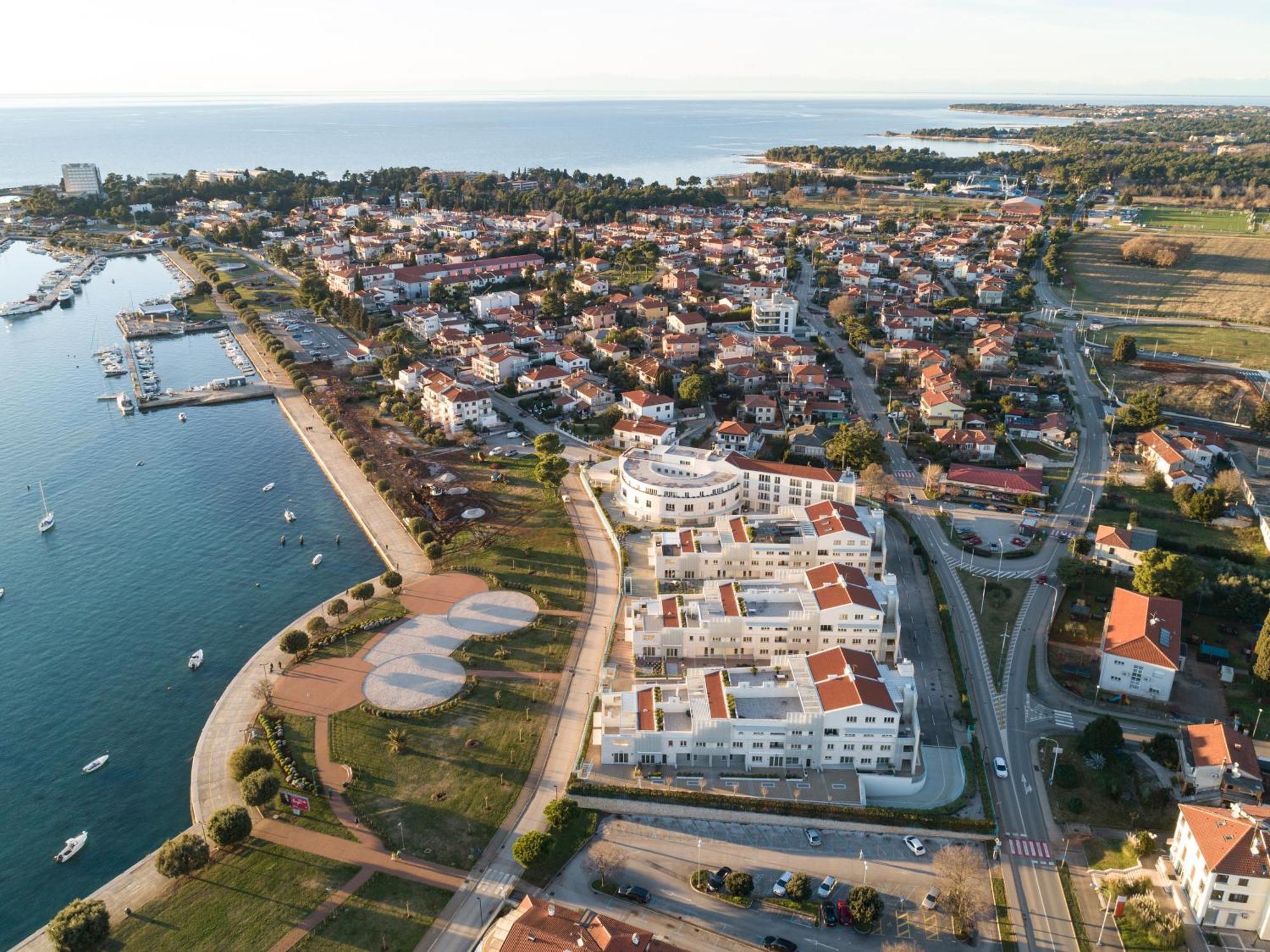 Humagum Sea View Apartment - Garden Palace Umag Eksteriør bilde