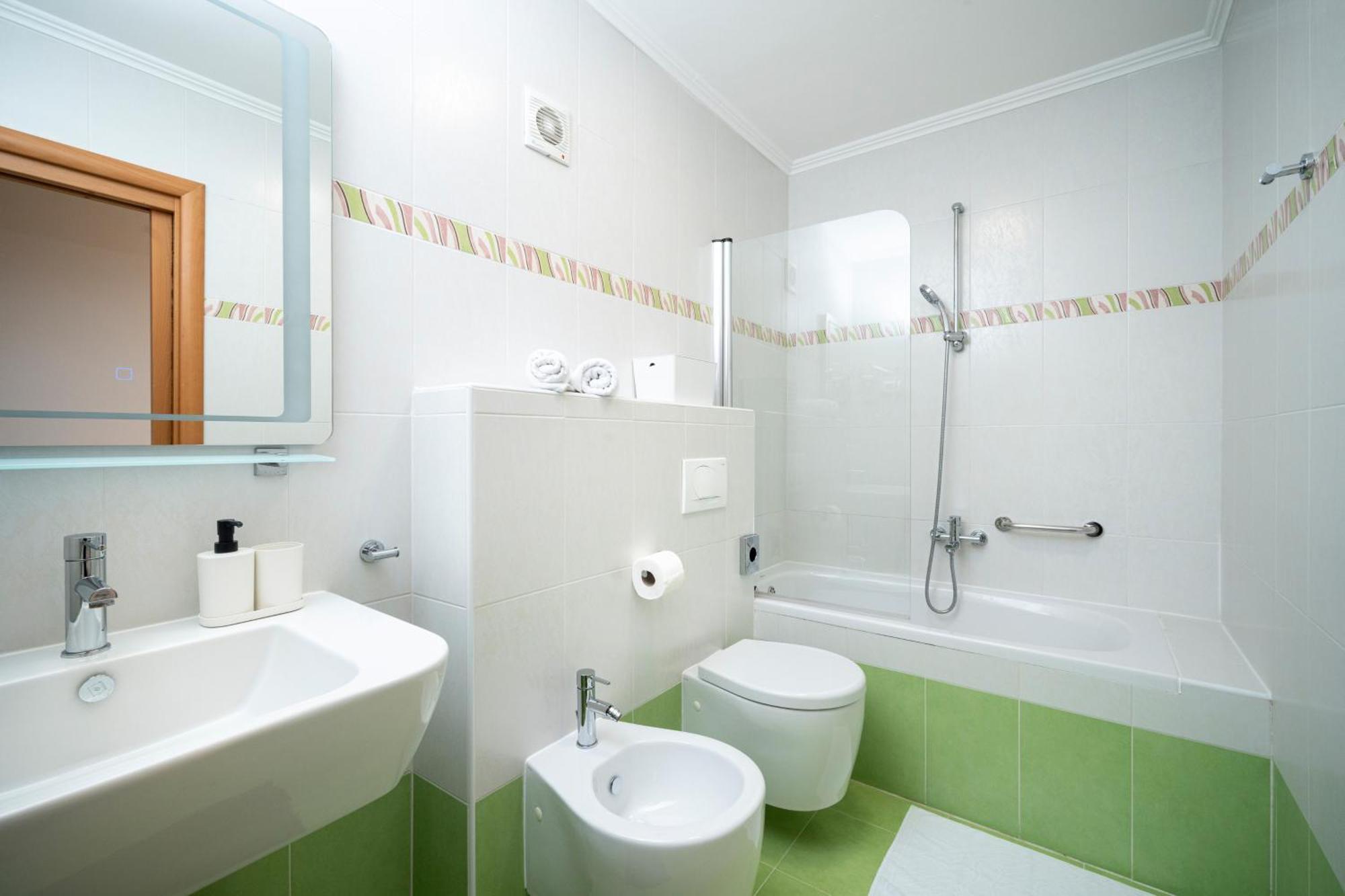 Humagum Sea View Apartment - Garden Palace Umag Eksteriør bilde