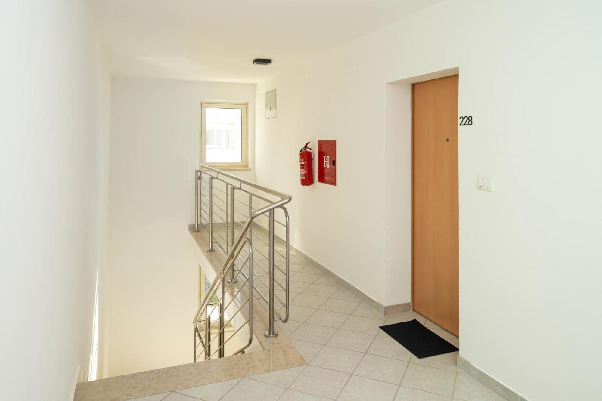 Humagum Sea View Apartment - Garden Palace Umag Eksteriør bilde