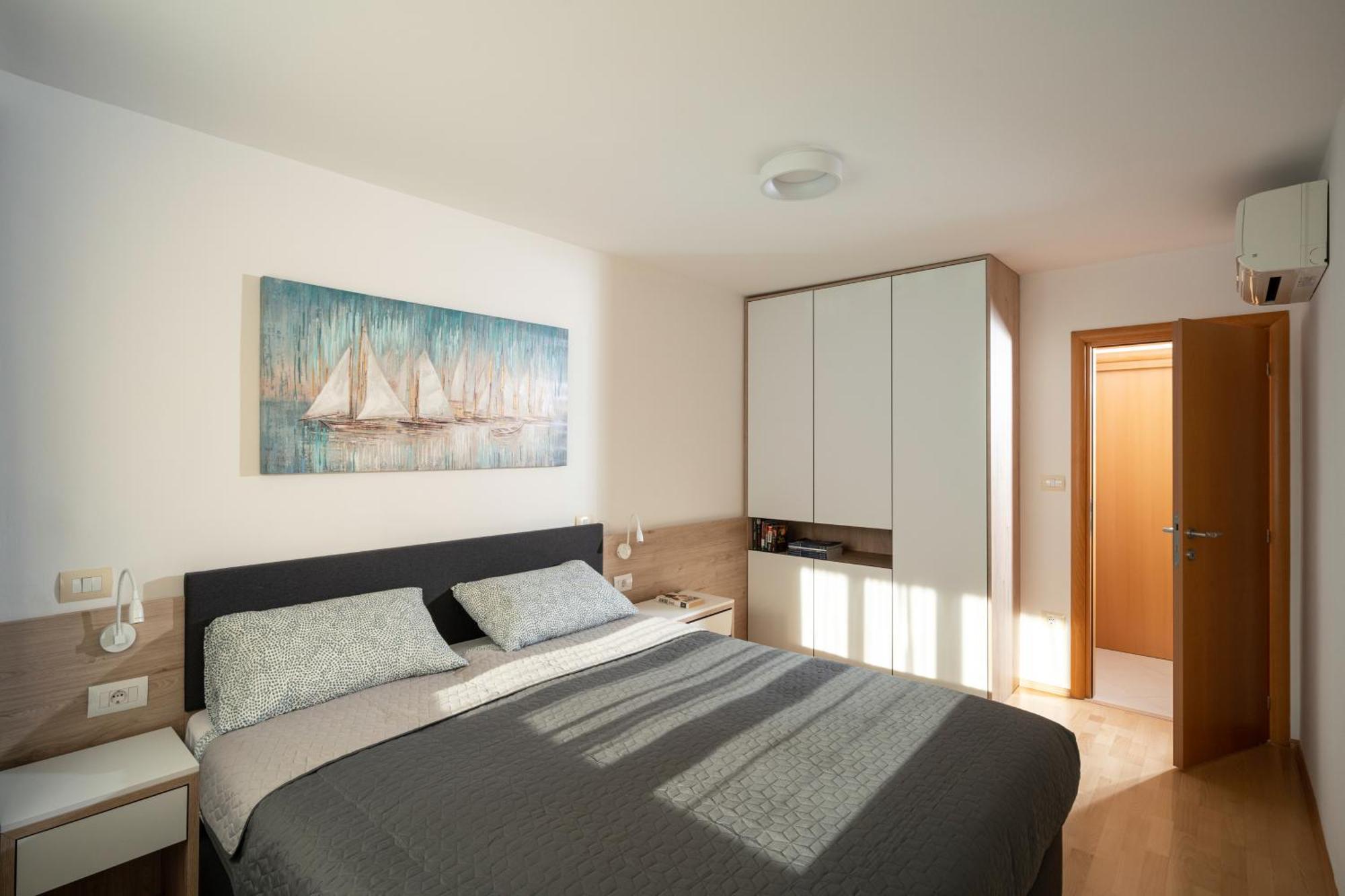 Humagum Sea View Apartment - Garden Palace Umag Eksteriør bilde