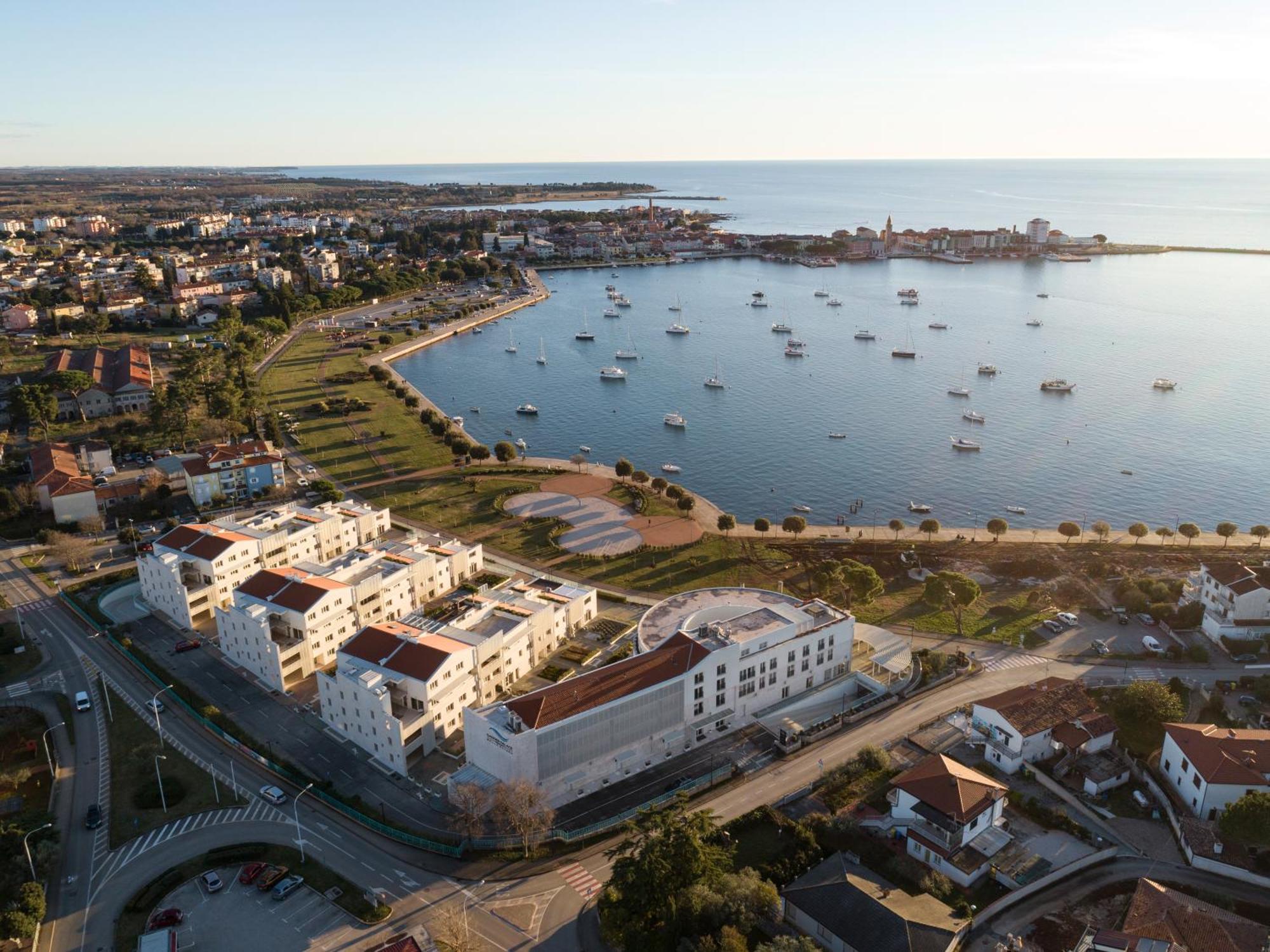 Humagum Sea View Apartment - Garden Palace Umag Eksteriør bilde