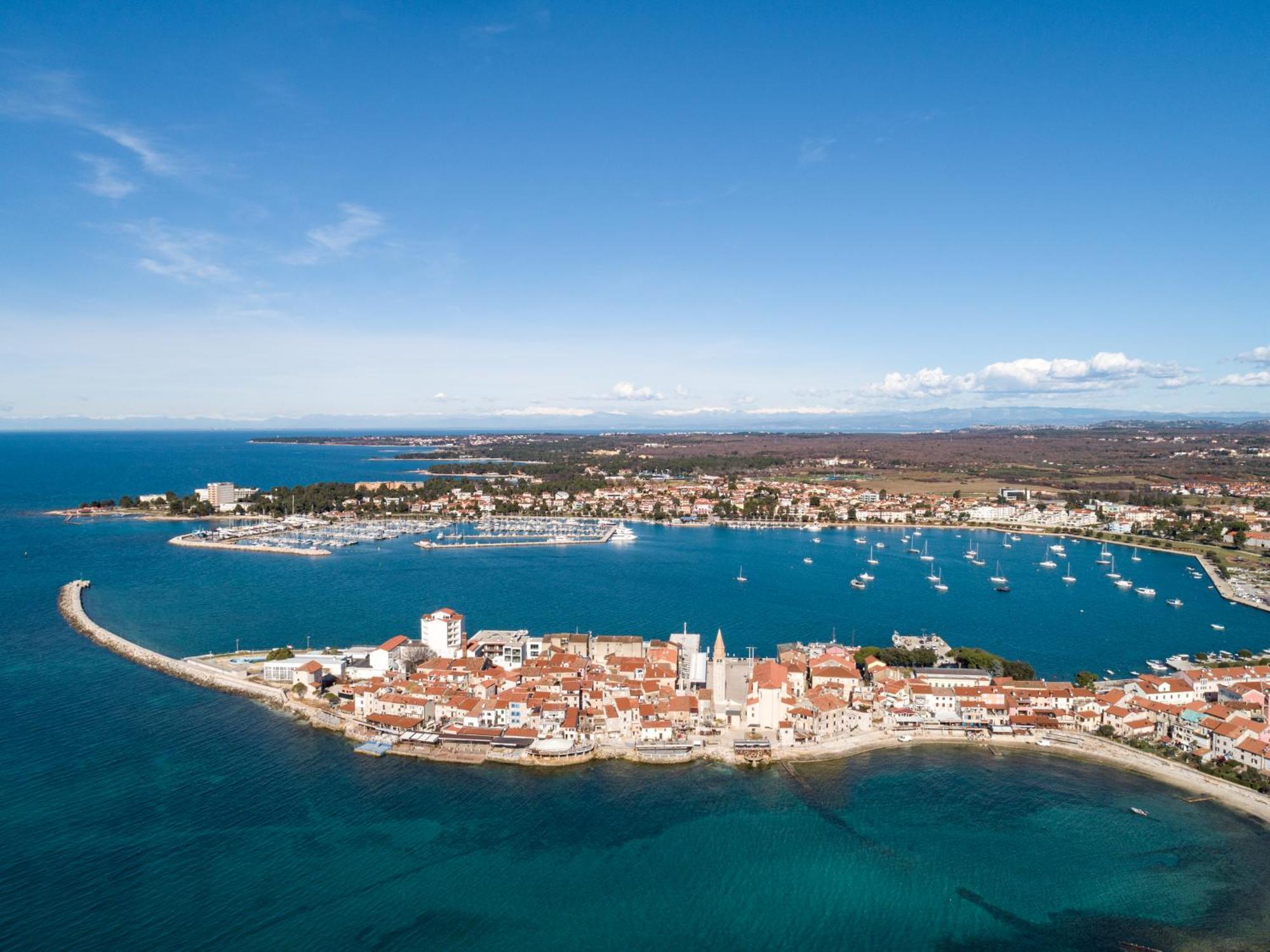 Humagum Sea View Apartment - Garden Palace Umag Eksteriør bilde