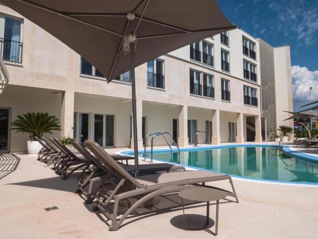 Humagum Sea View Apartment - Garden Palace Umag Eksteriør bilde
